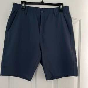 Men’s underground golf shorts 33 waist EUC